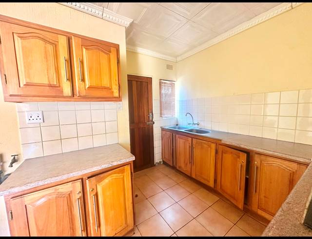 2 BEDROOM TOWNHOUSE FOR SALE IN PENINA PARK